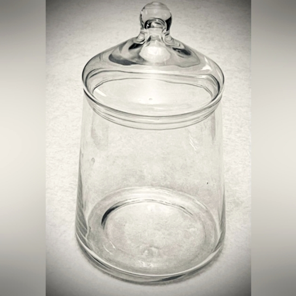 GLASS JAR CANISTE ANTRY STORAGE, WITH LID. HIGHT: 8".